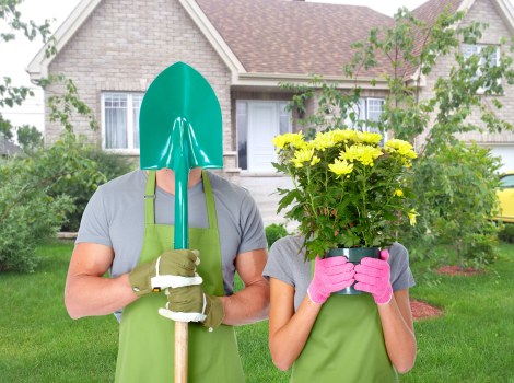 Removing garden waste and debris from a Worcester Park garden